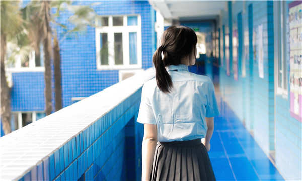 三都如何找到一个可以帮助我生孩子的女人？