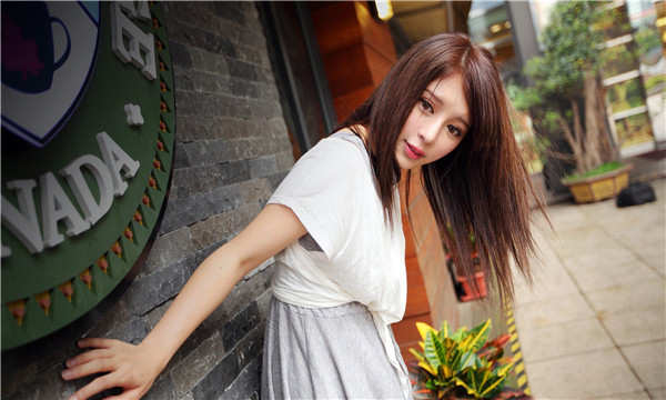 三都想找一个女性生孩子给报酬-｛找个女人生孩子多少钱｝